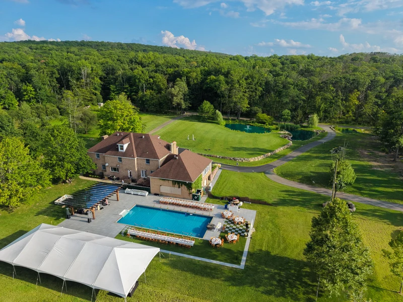 New Jersey /NY Wedding Estate with Pool, Hot Tub, and Pickleball – Easy New York City Access - Photo 3