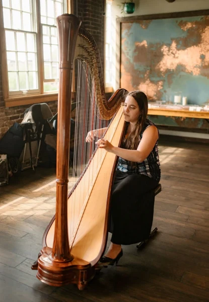 Maia Wachter- Harpist - Portfolio 3