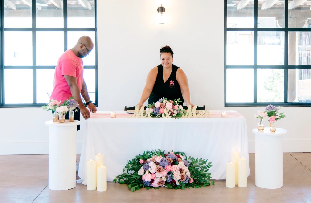 Malama ia Floral Design 1
