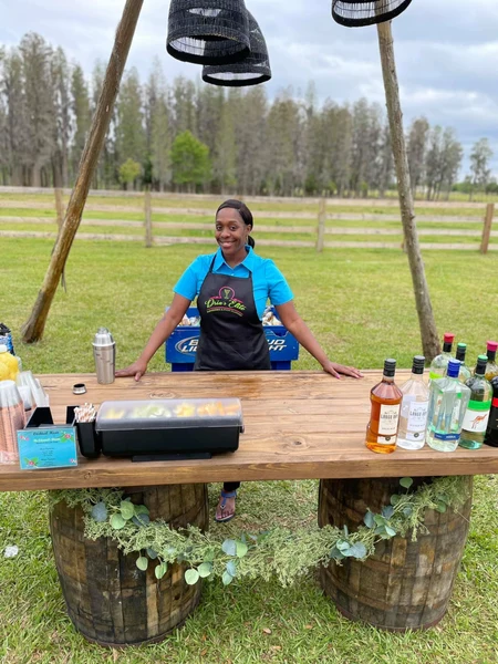 Dria's Bartending - Portfolio Photo 2