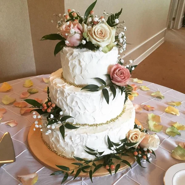 Sassie Cakes - Portfolio 5