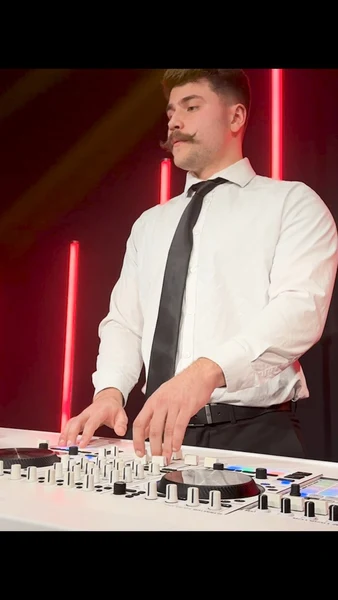 2Bays DJs portfolio photo